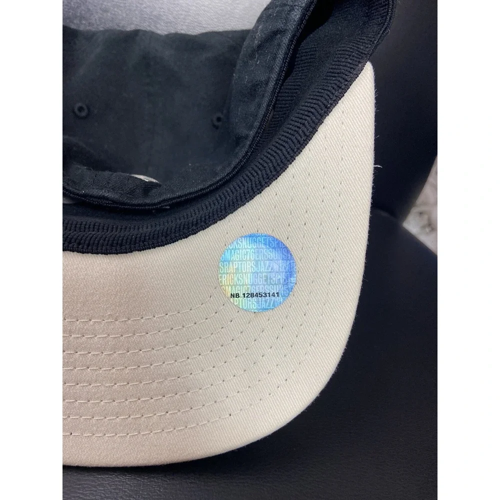 Adidas Los Angeles Lakers‎ NBA Finals 2010 Champions LOCKER ROOM Back 2 Back Hat